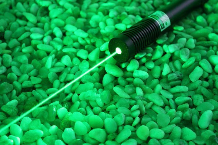 500mW~1000mw 532nm green laser Best green laser beam - Click Image to Close